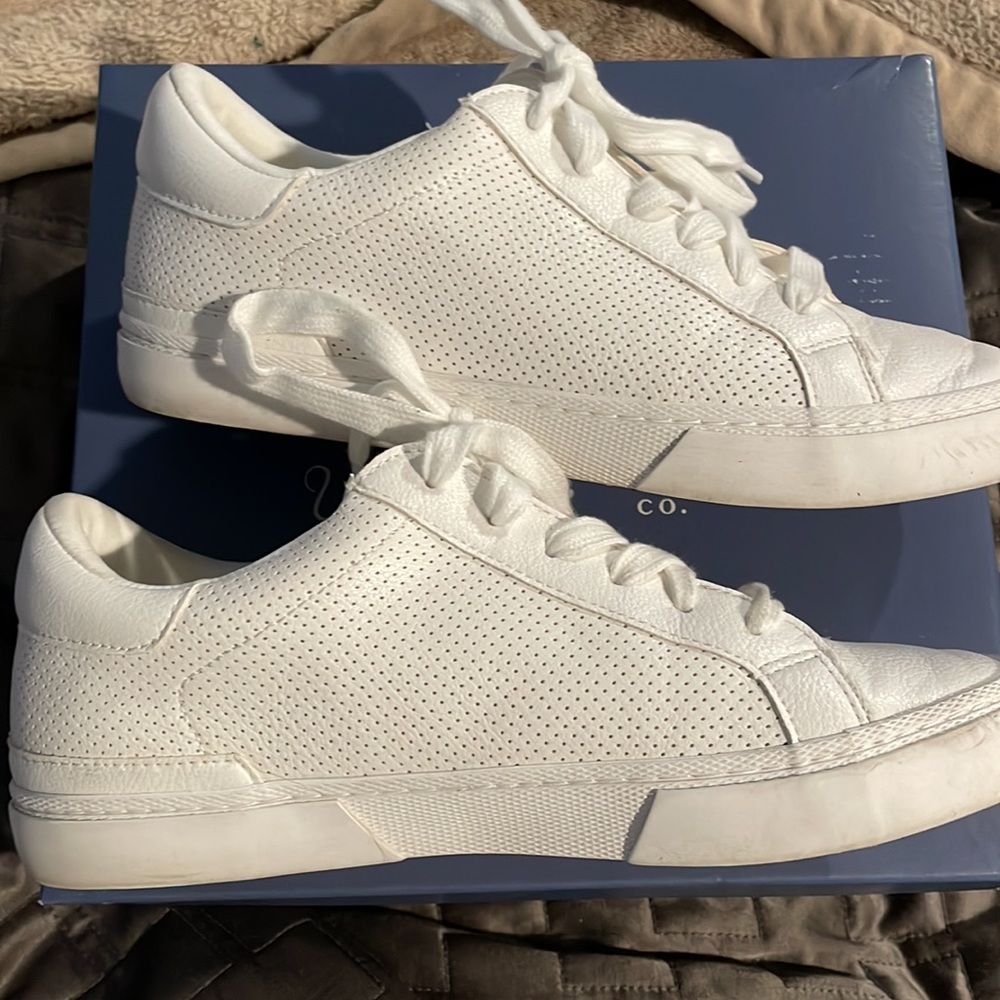 a new day white sneakers - Picture 5 of 5